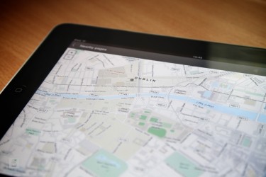 Wikipedia OpenStreetMap example on iPad