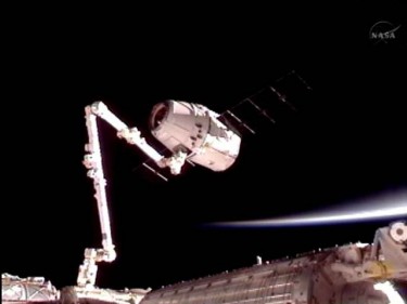 SpaceX Dragon berthed to the ISS